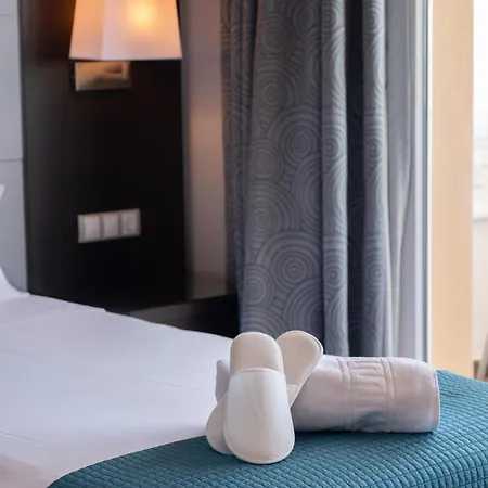 Pato Amarillo Hotel 4*