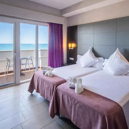 Pato Amarillo Hotel 4*