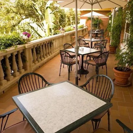 Pato Amarillo Hotel Punta Umbria