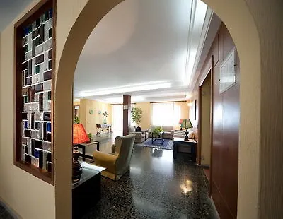 Hotel Pato Amarillo